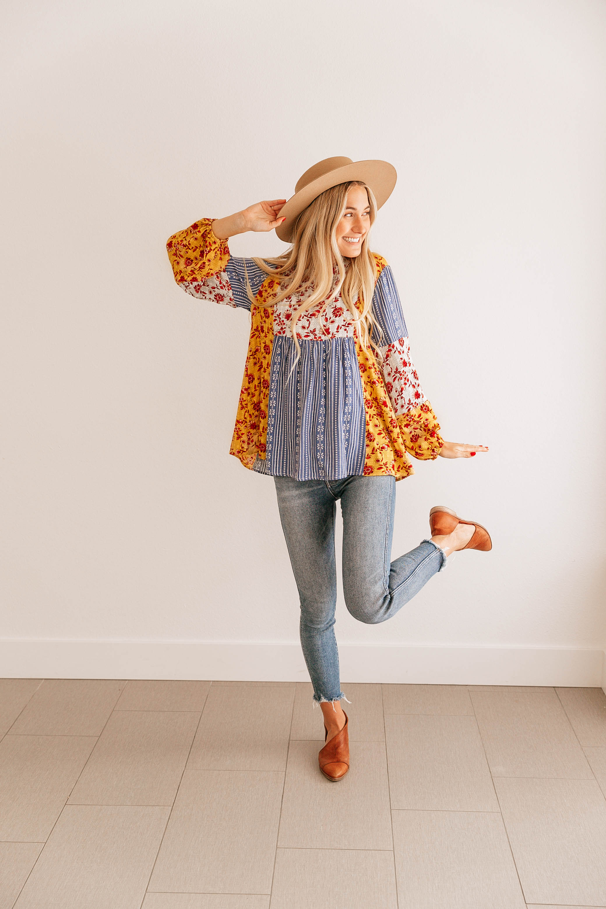 Floral Puff-Sleeve Tunic